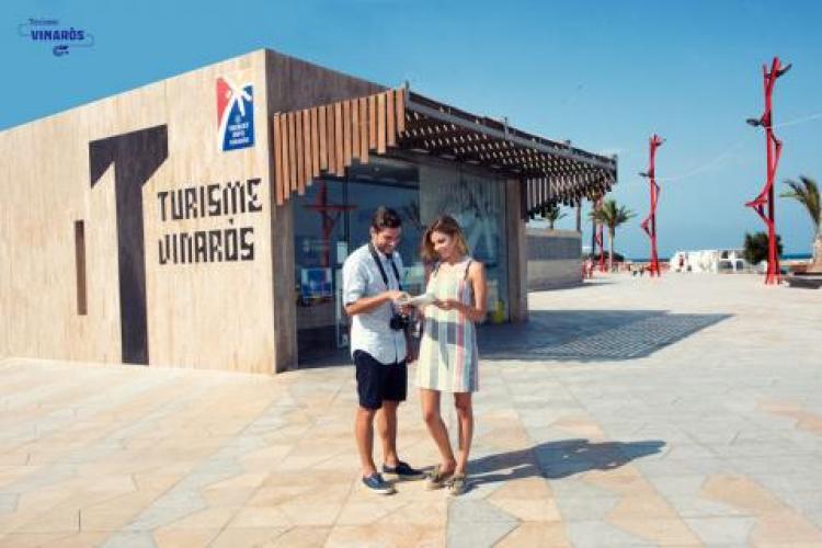 La Tourist Info Vinaròs atiende más de 3.400 consultas durante el mes de junio